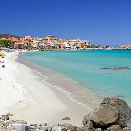 L'ile-rousse Sleeps 2 Pool Air Con Wifi Apartman *