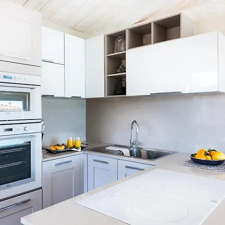 Apartman L'ile-rousse Sleeps 2 Pool Air Con Wifi LʼÎle-Rousse